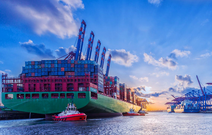 集装箱货轮